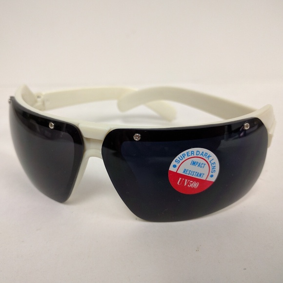 NWT Vintage "I'll be back!" Terminator I style wrap around biker sunglasses - Picture 1 of 2